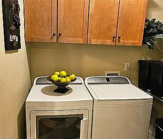 109 Rosewalk Lane, Advance, NC 27006