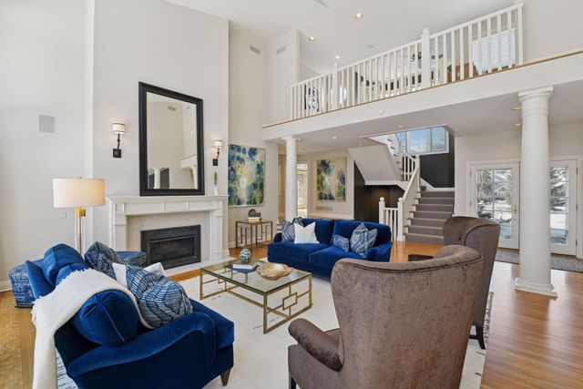 45 Gideons Point Road, Tonka Bay, MN 55331