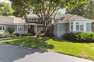 45 Gideons Point Road, Tonka Bay, MN 55331