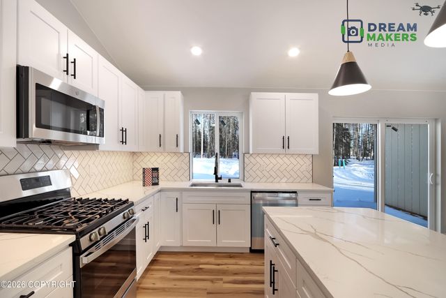 1795 S Elizabeth Drive, Wasilla, AK 99654