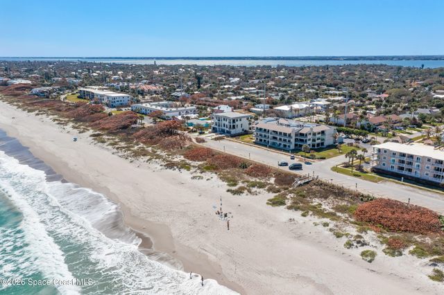 700 Wave Crest Avenue 206, Indialantic, FL 32903