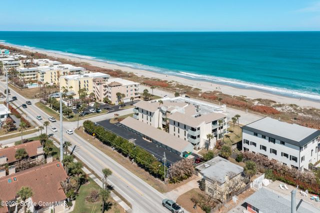 700 Wave Crest Avenue 206, Indialantic, FL 32903