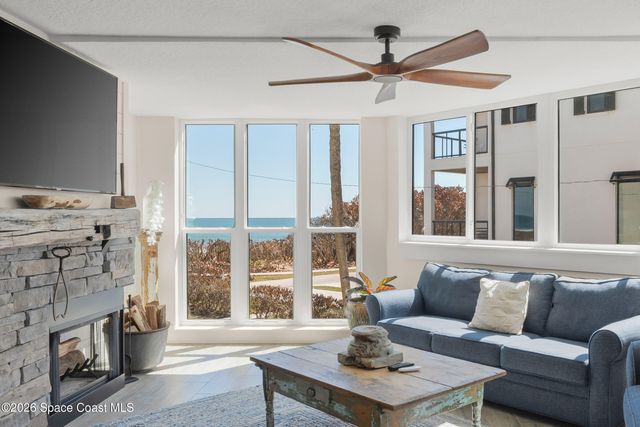 700 Wave Crest Avenue 206, Indialantic, FL 32903