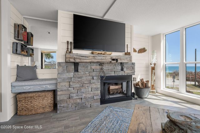 700 Wave Crest Avenue 206, Indialantic, FL 32903