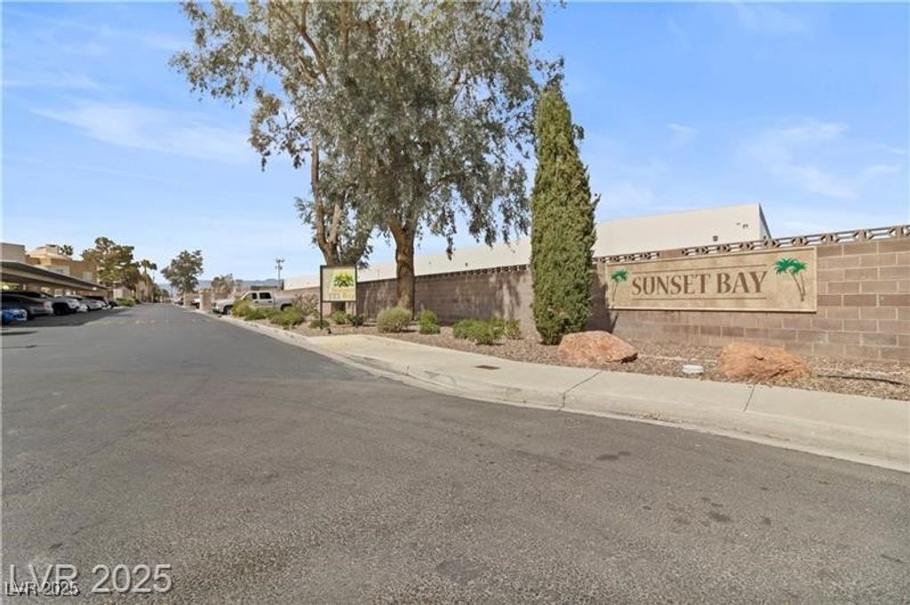 Image 25 of property listing at 6881 Tamarus Street 202, Las Vegas, NV 89119