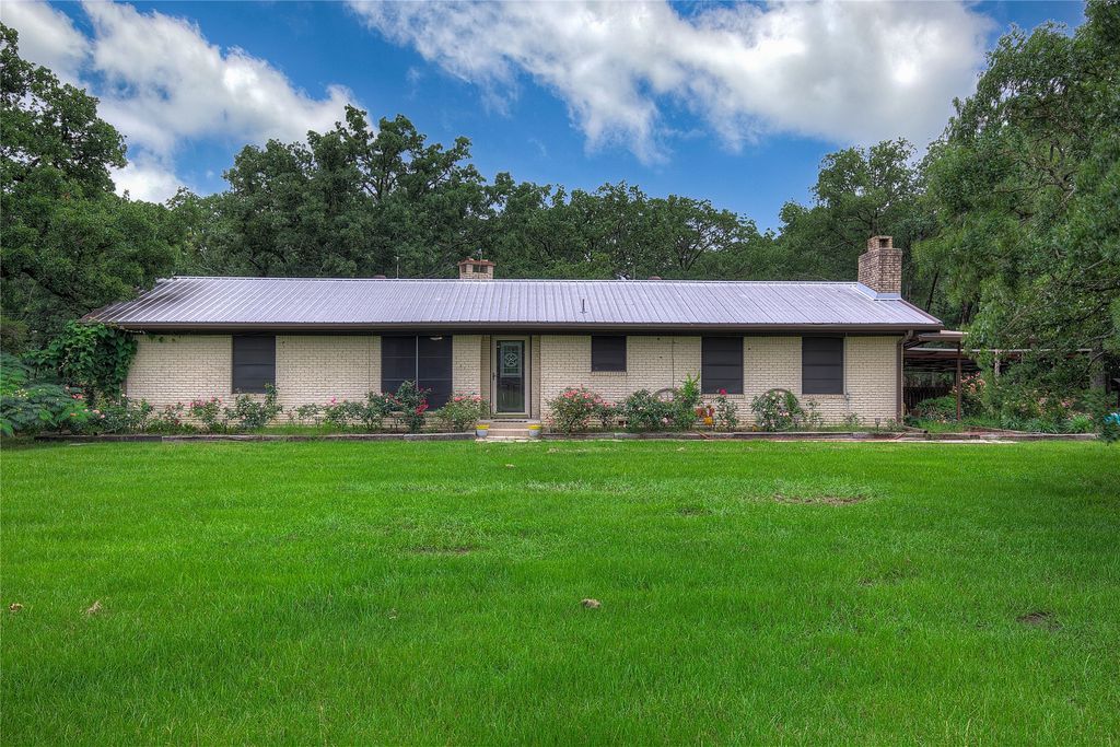 17133 Farm Road 1567 W, Lone Oak, TX 75453