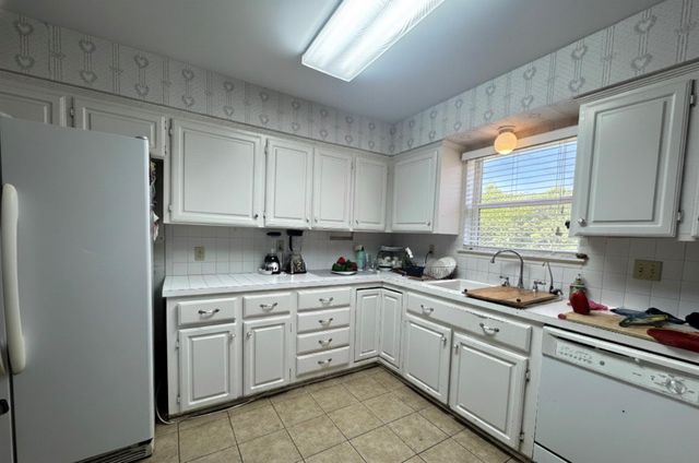 6707 Las Brisas Drive, Houston, TX 77083