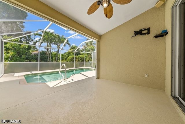 8471 Ibis Cove CIR M677, Naples, FL 34119
