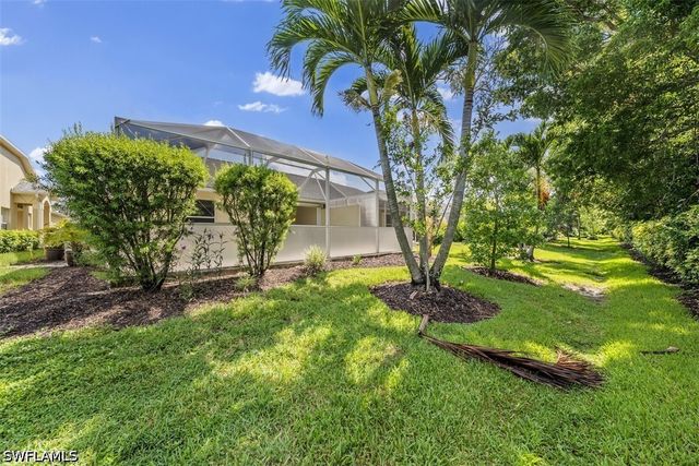 8471 Ibis Cove CIR M677, Naples, FL 34119