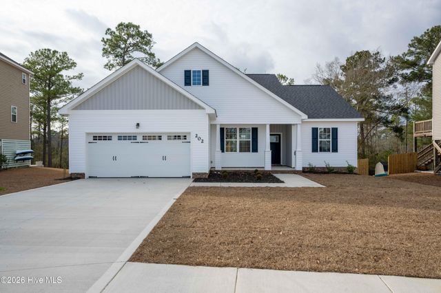 202 Broadleaf Drive, Jacksonville, NC 28546