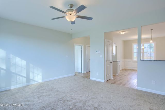 202 Broadleaf Drive, Jacksonville, NC 28546