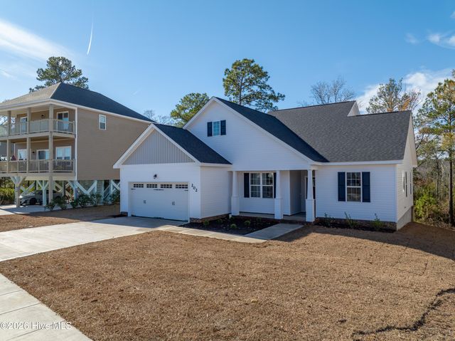202 Broadleaf Drive, Jacksonville, NC 28546