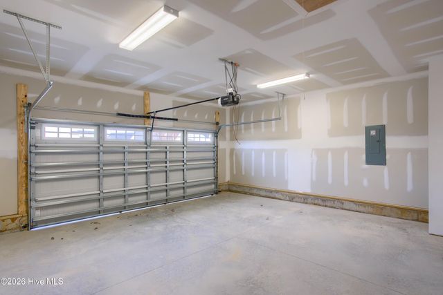 202 Broadleaf Drive, Jacksonville, NC 28546