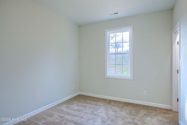 202 Broadleaf Drive, Jacksonville, NC 28546