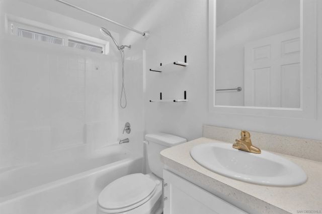 8661 Winter Gardens Road 92, Lakeside, CA 92040