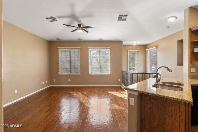 5729 S 21ST Place, Phoenix, AZ 85040