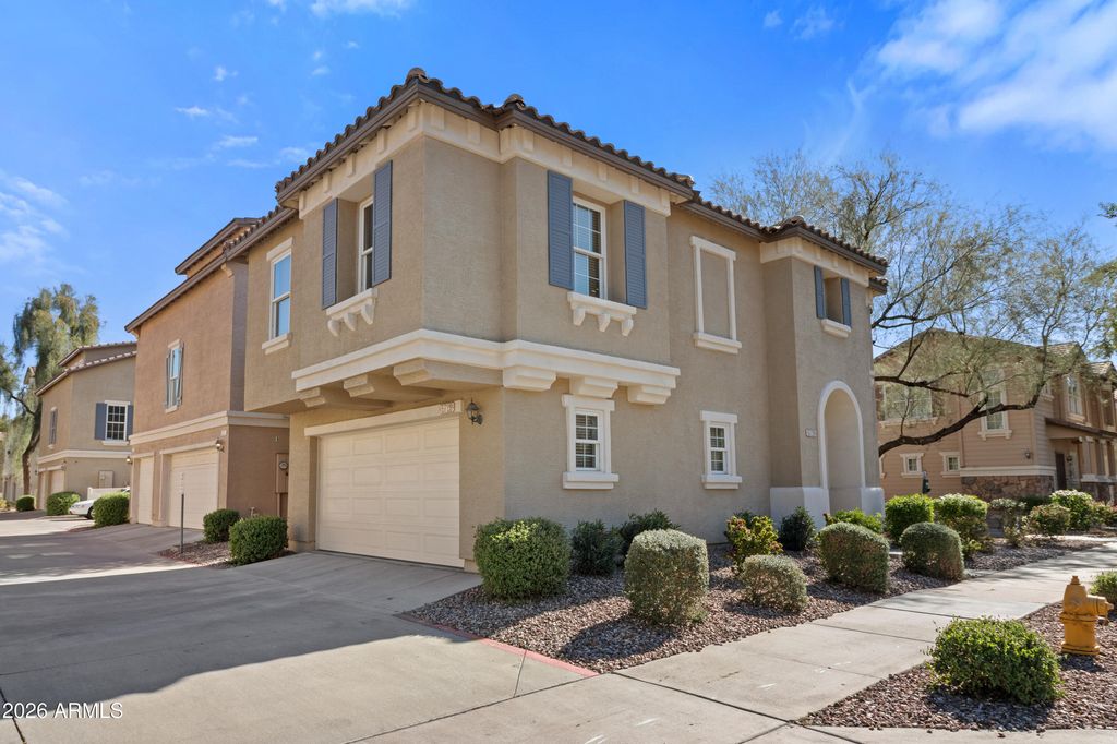 5729 S 21ST Place, Phoenix, AZ 85040