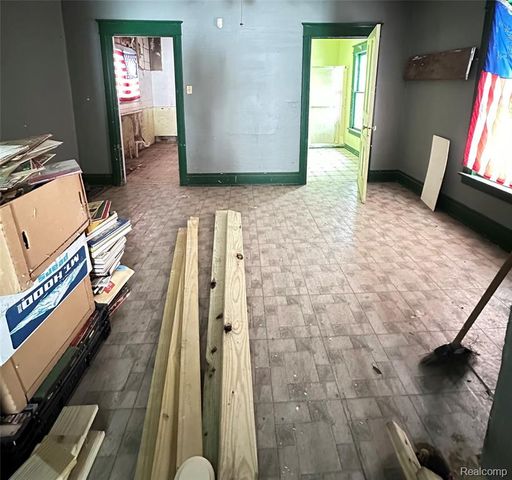 1239 Poplar Street, Flint, MI 48503