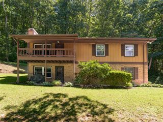 50 Tuckaway Drive, Asheville, NC 28803