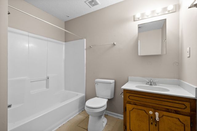 1375 Thompsonville Lane Unit 49, Oak Grove, KY 42262