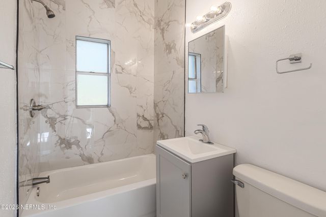 1841 GRIFLET Road, Jacksonville, FL 32211