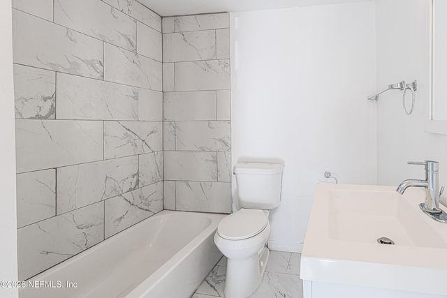 1841 GRIFLET Road, Jacksonville, FL 32211