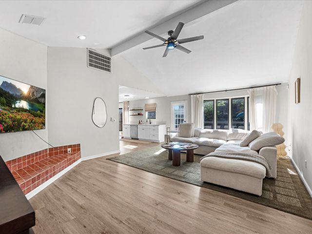 223 Kirkaldy Drive, Houston, TX 77015