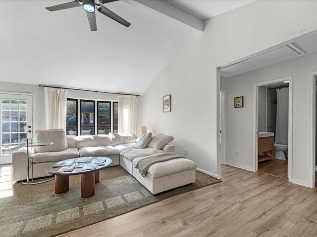 223 Kirkaldy Drive, Houston, TX 77015