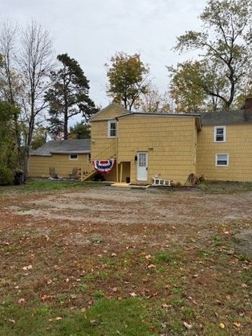 124 Hazen Rd, Shirley, MA 01464