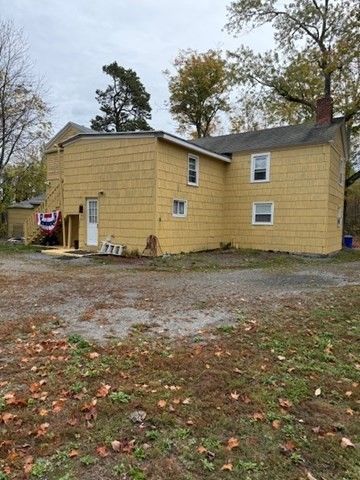 124 Hazen Rd, Shirley, MA 01464