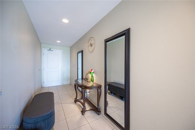 200 West Sahara Avenue 3401, Las Vegas, NV 89102