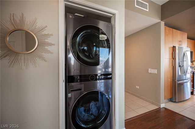 200 West Sahara Avenue 3401, Las Vegas, NV 89102