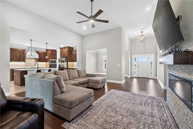 1900 Strong Avenue, Pea Ridge, AR 72751