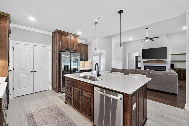 1900 Strong Avenue, Pea Ridge, AR 72751