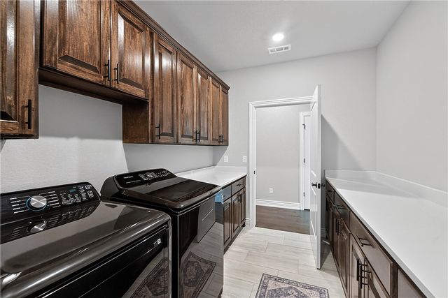 1900 Strong Avenue, Pea Ridge, AR 72751