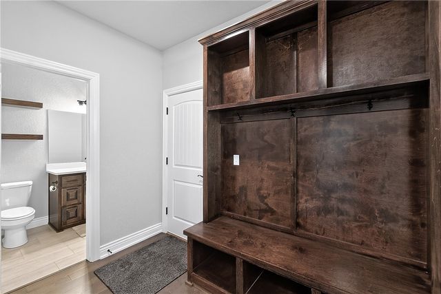 1900 Strong Avenue, Pea Ridge, AR 72751