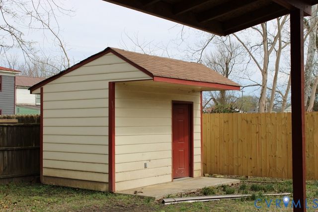 1127 Upper Appomattox St, Petersburg, VA 23803