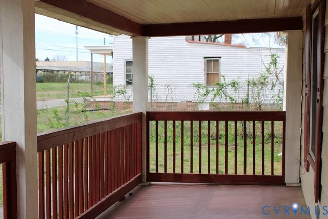 1127 Upper Appomattox St, Petersburg, VA 23803