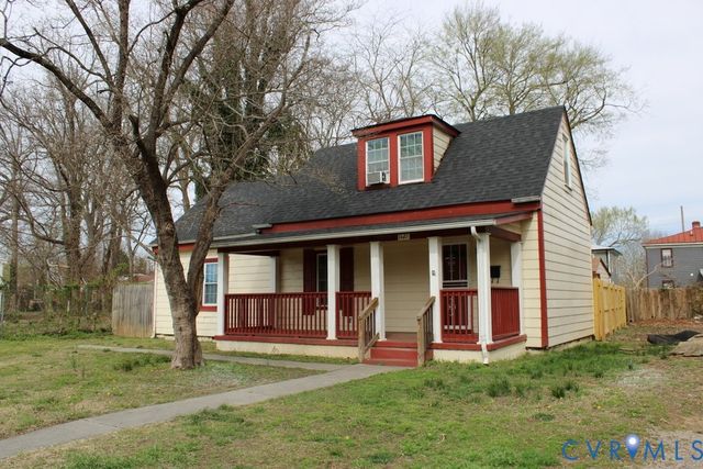 1127 Upper Appomattox St, Petersburg, VA 23803