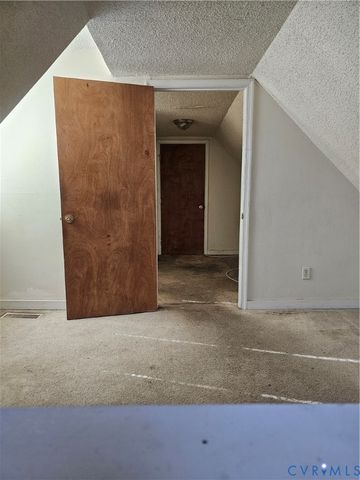 1127 Upper Appomattox St, Petersburg, VA 23803