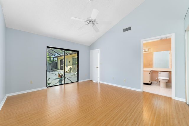 1139 Summit Trail Circle A, West Palm Beach, FL 33415