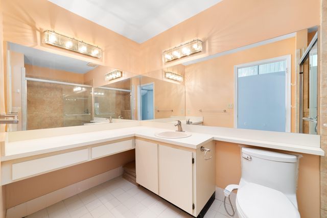 1139 Summit Trail Circle A, West Palm Beach, FL 33415