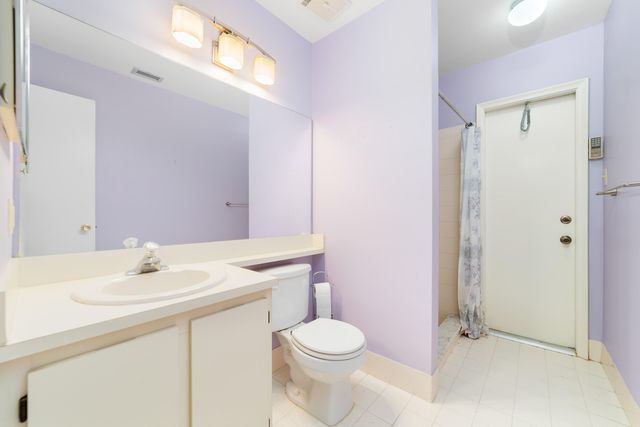 1139 Summit Trail Circle A, West Palm Beach, FL 33415