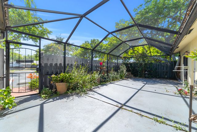 1139 Summit Trail Circle A, West Palm Beach, FL 33415