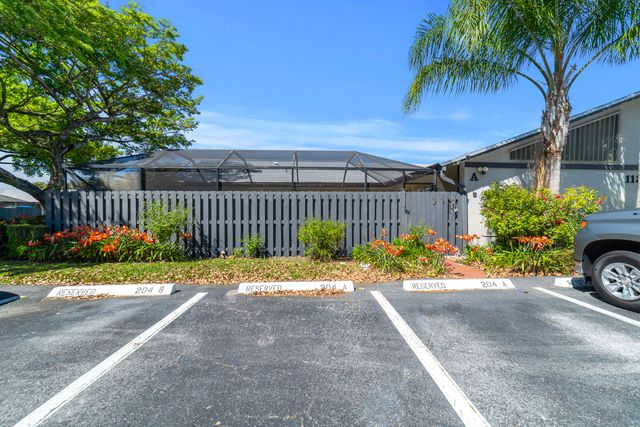 1139 Summit Trail Circle A, West Palm Beach, FL 33415