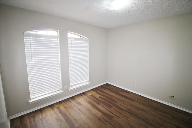 2018 Garden Crest Lane, Dallas, TX 75232