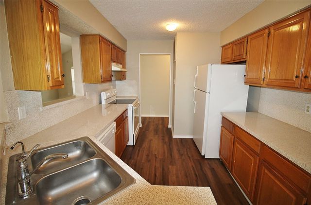 2018 Garden Crest Lane, Dallas, TX 75232