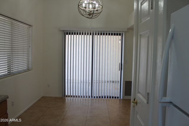 921 S VAL VISTA Drive 180, Mesa, AZ 85204