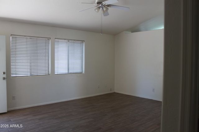 921 S VAL VISTA Drive 180, Mesa, AZ 85204