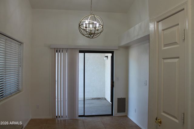 921 S VAL VISTA Drive 180, Mesa, AZ 85204